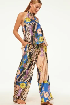 MISA Los Angeles SELENA PANT><noscript><img width=